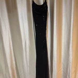 Sophisticated Black Maxi Dress